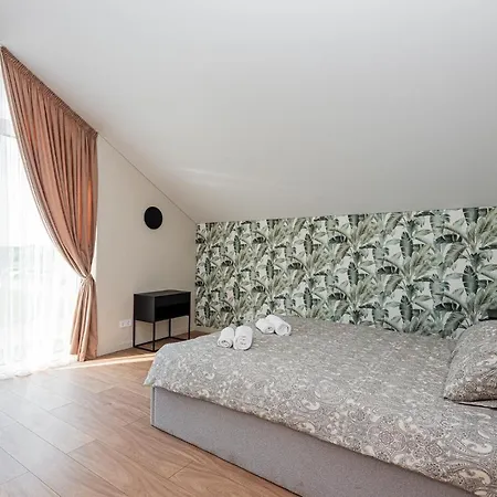 Apartment Emgus *