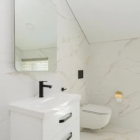 Apartment Emgus *